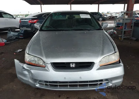 2000 Honda Accord 2.3 Ex из США, поврежденный, VIN 1HGCG3257YA012396